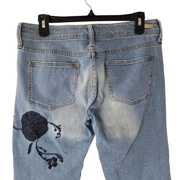 Anthropologie Pilcro Hyphen Floral Embroidered Jeans - Picture 5 of 15